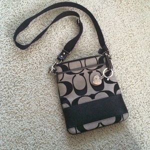 COPY - PRICE DROP: Authentic coach side purse
